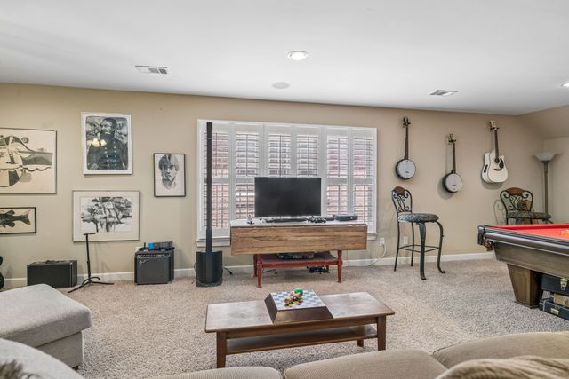 110 Cornerstone Cir, Franklin, TN 37064