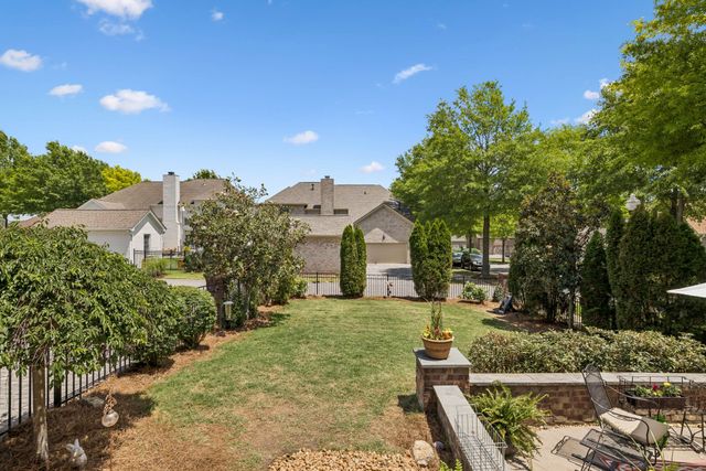 110 Cornerstone Cir, Franklin, TN 37064