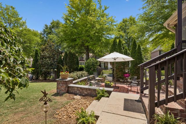 110 Cornerstone Cir, Franklin, TN 37064