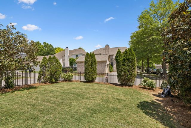 110 Cornerstone Cir, Franklin, TN 37064