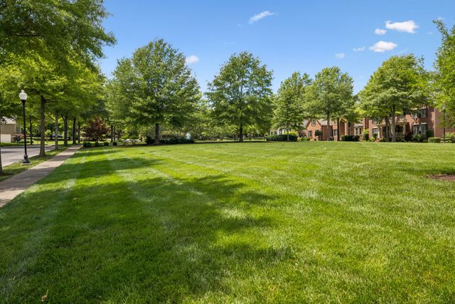 110 Cornerstone Cir, Franklin, TN 37064