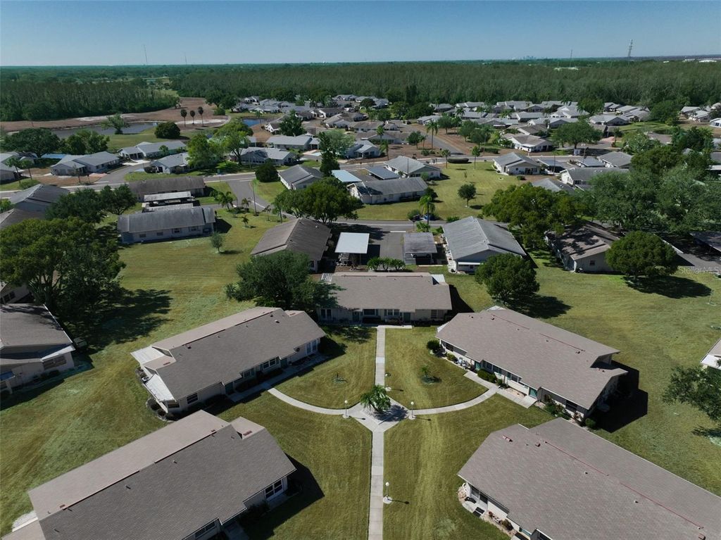 1906 CANTERBURY LANE 16, Sun City Center, FL 33573