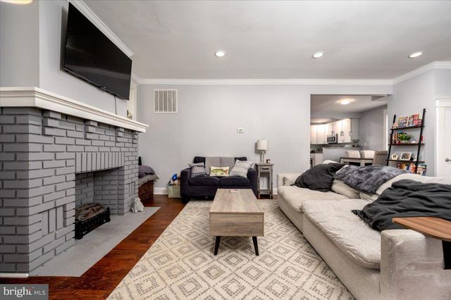 3202 E NORTHERN PKWY, Baltimore, MD 21214