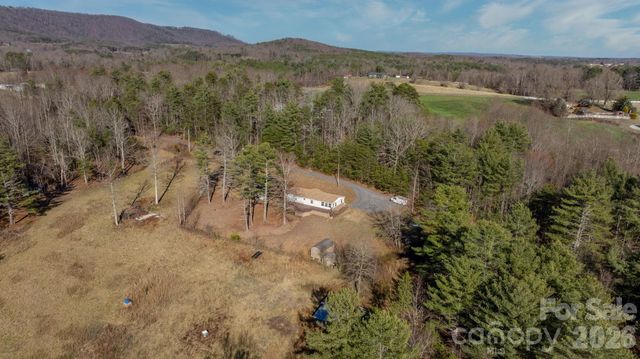 250 Dirt Road, Taylorsville, NC 28681
