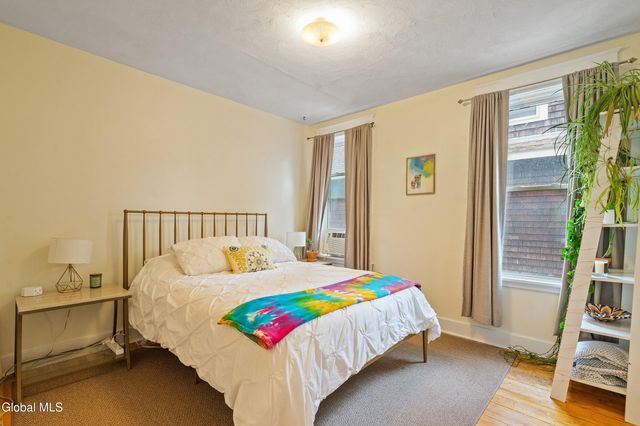 115 Grove Avenue, Albany, NY 12208