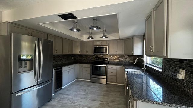 1606 NW 22ND STREET, Gainesville, FL 32605