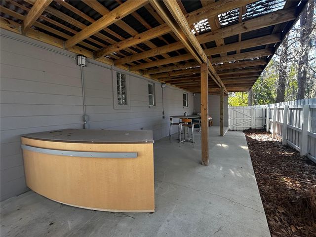 1606 NW 22ND STREET, Gainesville, FL 32605