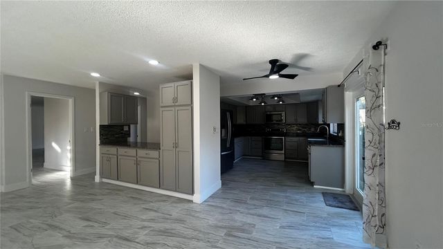 1606 NW 22ND STREET, Gainesville, FL 32605