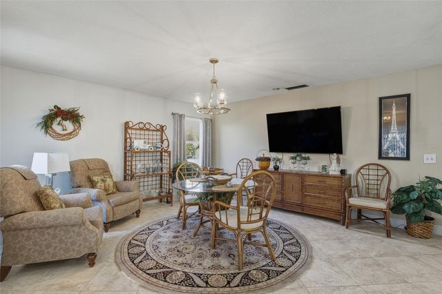 6334 OAK MEADOW BEND, Orlando, FL 32819