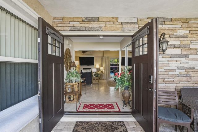 6334 OAK MEADOW BEND, Orlando, FL 32819