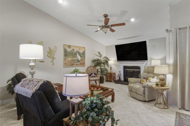 6334 OAK MEADOW BEND, Orlando, FL 32819