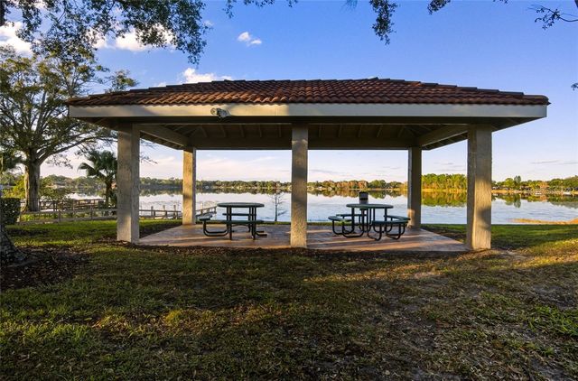 6334 OAK MEADOW BEND, Orlando, FL 32819