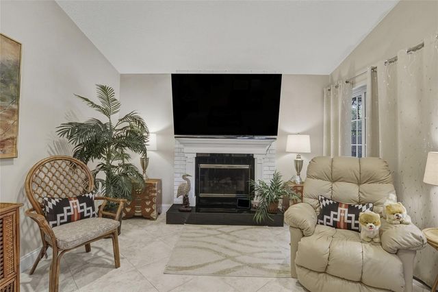 6334 OAK MEADOW BEND, Orlando, FL 32819