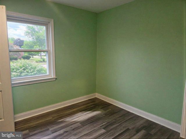 1111 WESTFIELD DR, Oxon Hill, MD 20745