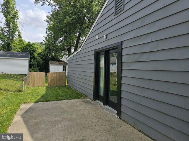 1111 WESTFIELD DR, Oxon Hill, MD 20745
