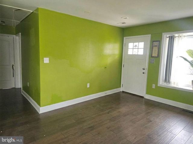 1111 WESTFIELD DR, Oxon Hill, MD 20745