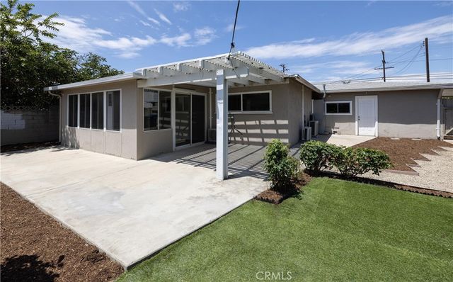 8022 Artesia, Buena Park, CA 90621