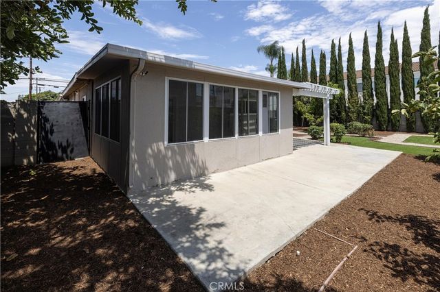 8022 Artesia, Buena Park, CA 90621