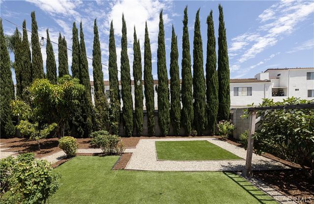 8022 Artesia, Buena Park, CA 90621