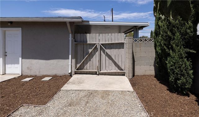 8022 Artesia, Buena Park, CA 90621