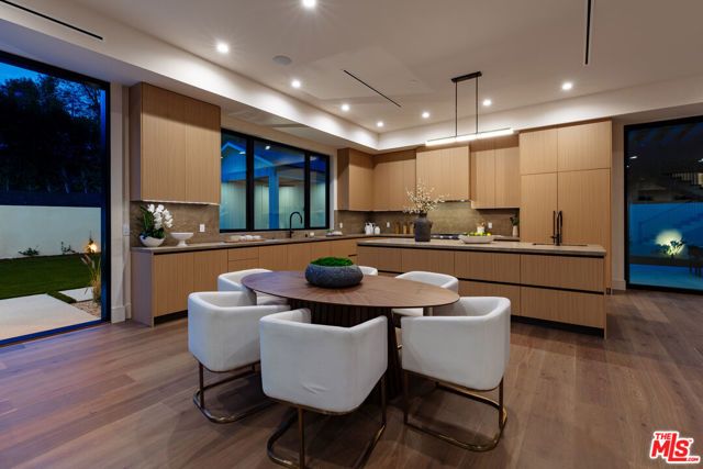 18100 Karen Drive, Tarzana (los Angeles), CA 91356