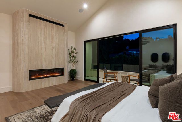 18100 Karen Drive, Tarzana (los Angeles), CA 91356