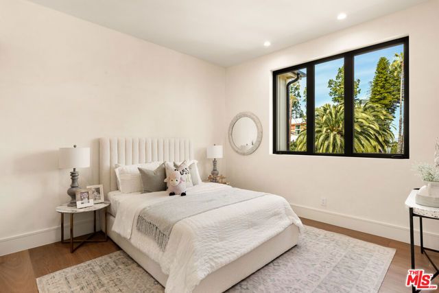 18100 Karen Drive, Tarzana (los Angeles), CA 91356