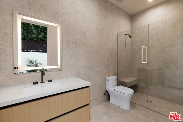 18100 Karen Drive, Tarzana (los Angeles), CA 91356