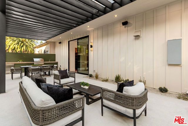 18100 Karen Drive, Tarzana (los Angeles), CA 91356