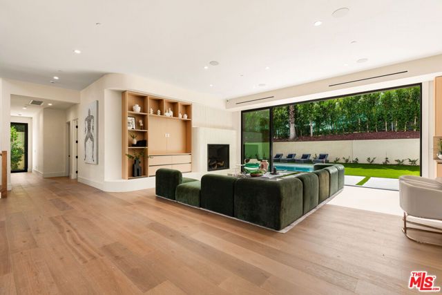 18100 Karen Drive, Tarzana (los Angeles), CA 91356