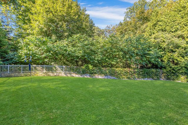 93 Mansfield Avenue, Darien, CT 06820