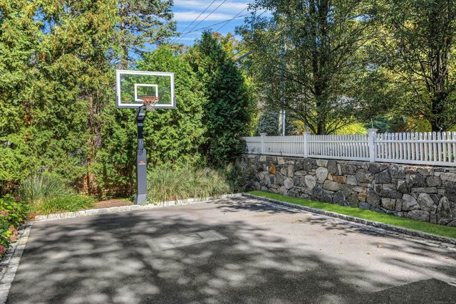 93 Mansfield Avenue, Darien, CT 06820