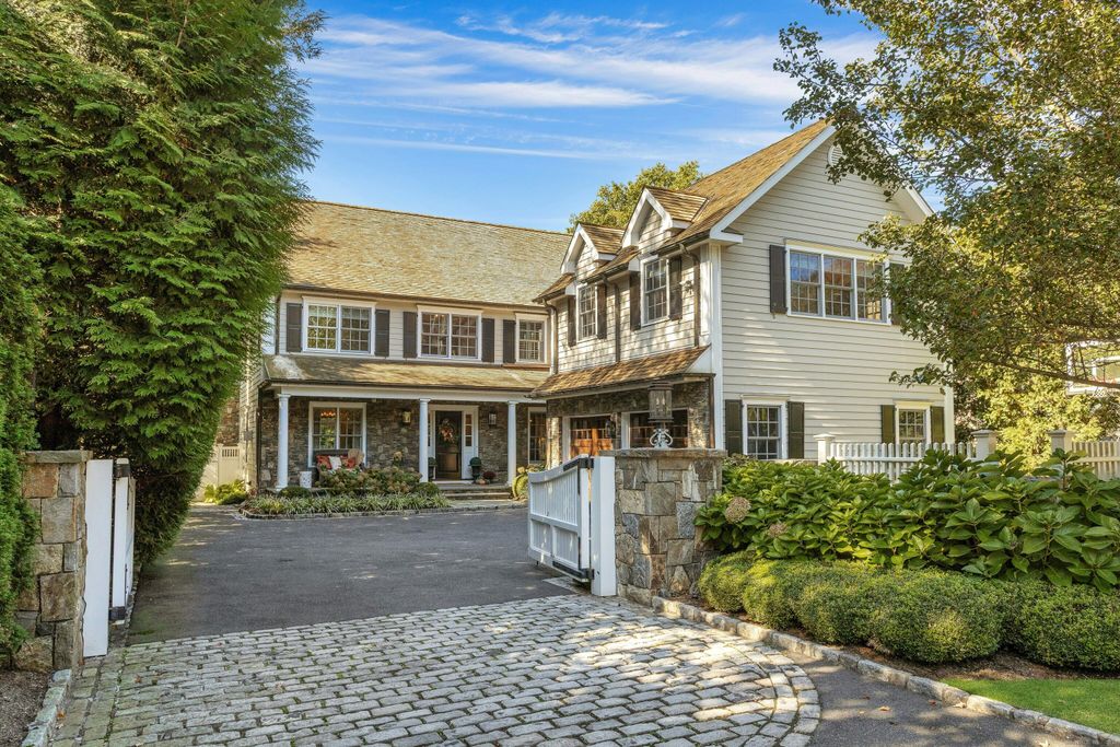 93 Mansfield Avenue, Darien, CT 06820