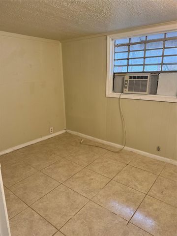 900 Mohawk Drive, Montgomery, TX 77316