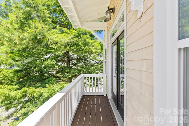 540 Dubois Court, Charlotte, NC 28208
