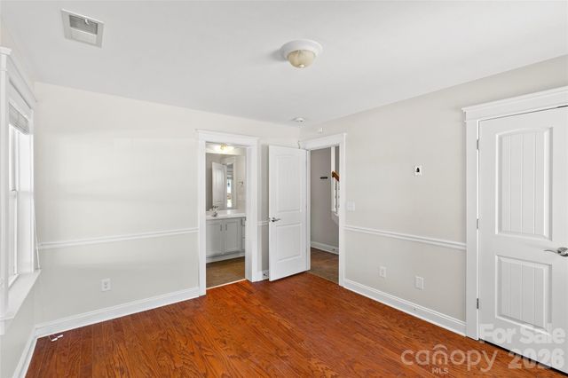 540 Dubois Court, Charlotte, NC 28208