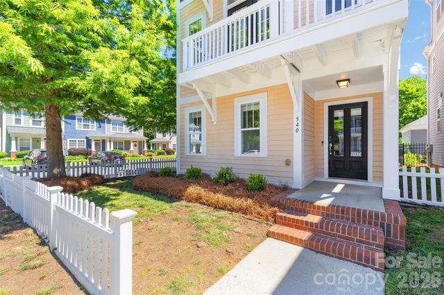 540 Dubois Court, Charlotte, NC 28208