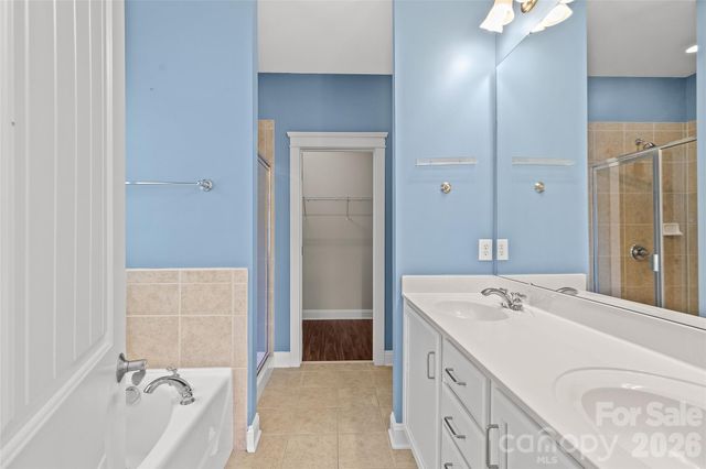 540 Dubois Court, Charlotte, NC 28208