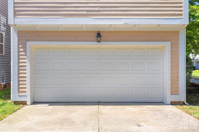540 Dubois Court, Charlotte, NC 28208