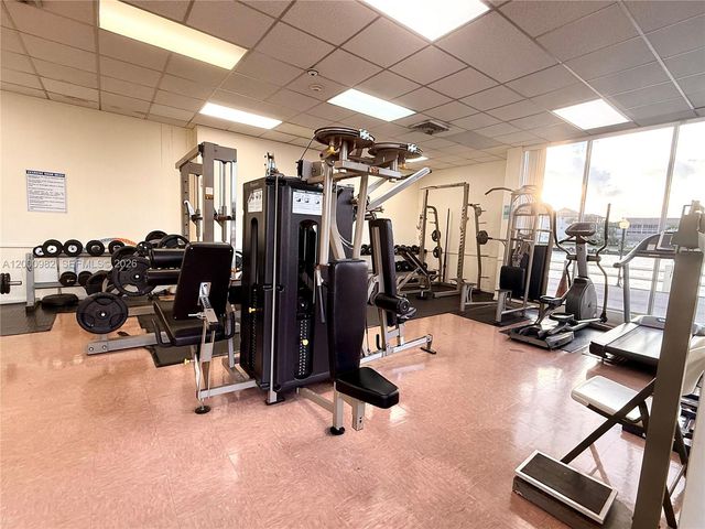 1825 S Ocean Dr 614, Hallandale Beach, FL 33009