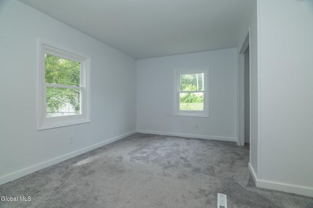 38 Morris Road, Colonie, NY 12304
