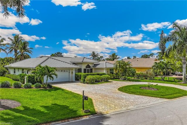 1904 Countess CT, Naples, FL 34110