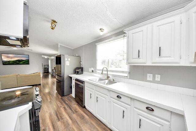 90 Private Road 643a, Dayton, TX 77535