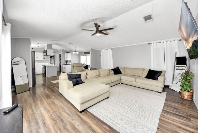 90 Private Road 643a, Dayton, TX 77535