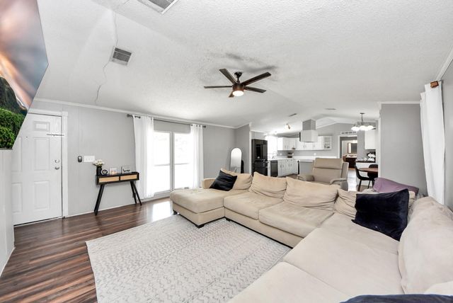 90 Private Road 643a, Dayton, TX 77535