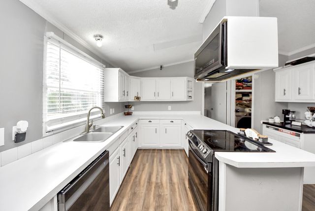 90 Private Road 643a, Dayton, TX 77535