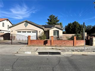 1110 Broadway Lane, Hemet, CA 92545