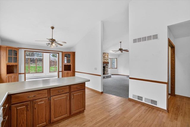 224 Deer Ridge Drive, West Bend, WI 53095