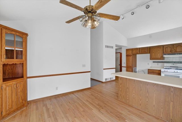 224 Deer Ridge Drive, West Bend, WI 53095
