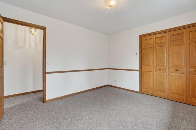 224 Deer Ridge Drive, West Bend, WI 53095